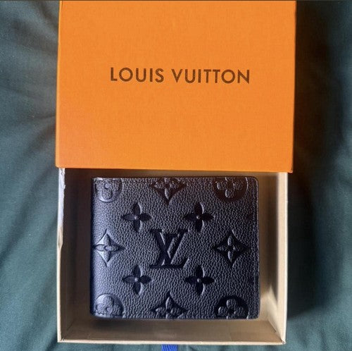 Louis Vuitton Black Bifold Logo Men's Wallet Credit Card Folding